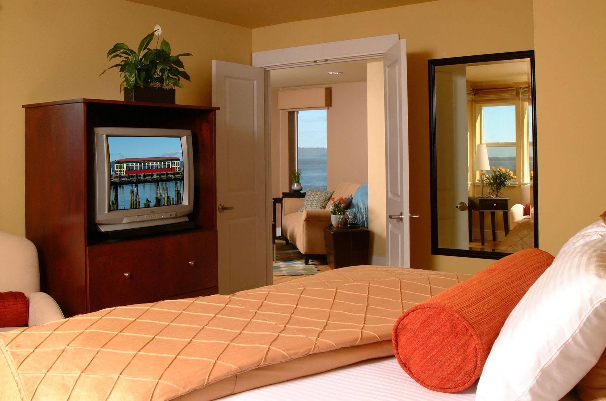 Cannery Pier Hotel & Spa 아스토리아 객실 사진