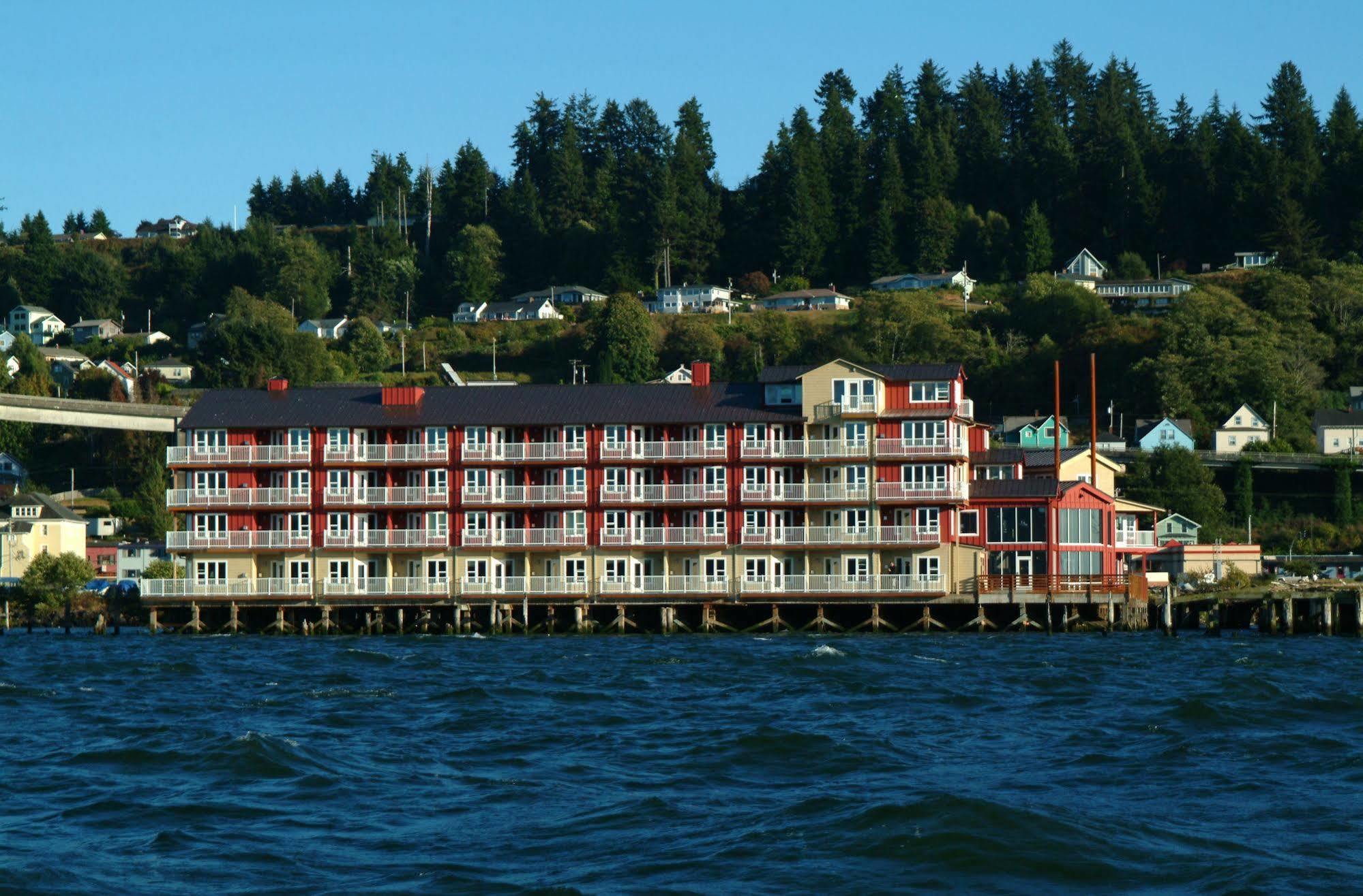 Cannery Pier Hotel & Spa 아스토리아 외부 사진
